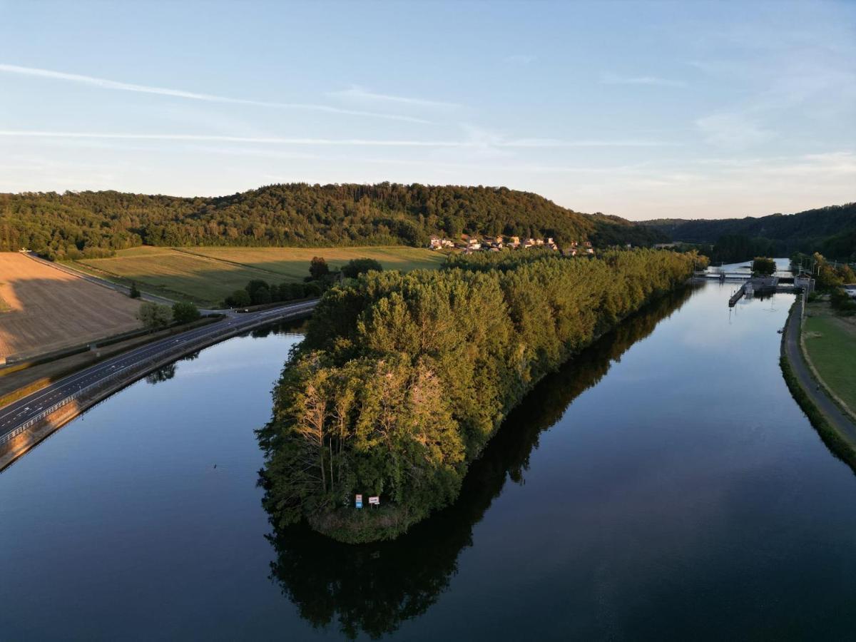 Aux Berges Du Bocq Yvoir